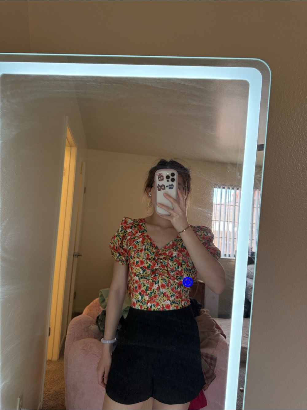 Zara Red Floral Puff-Sleeve V-Neck Top